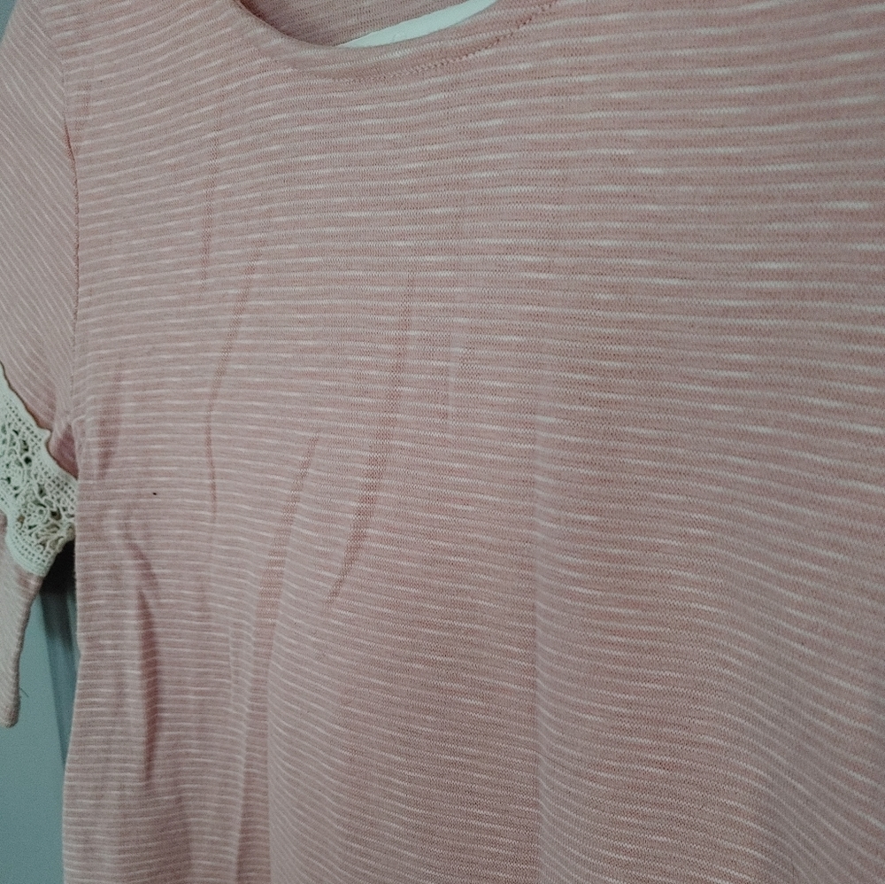 2/$40 Amber Grace Ruffled Shirt - Picture 3 of 4